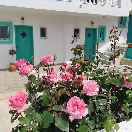Arocaria - Peaceful Apartman Faliráki